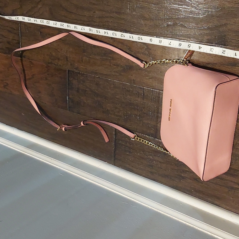 ❣️💫MARK DOWN💫❣️Michael Kors pink bag - Picture 10 of 12